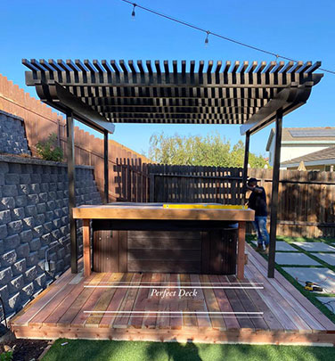 Cedar Decking in Canoga Park