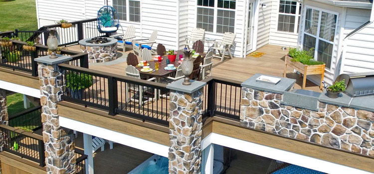 Custom Deck Design Contractors in Canoga Park, CA